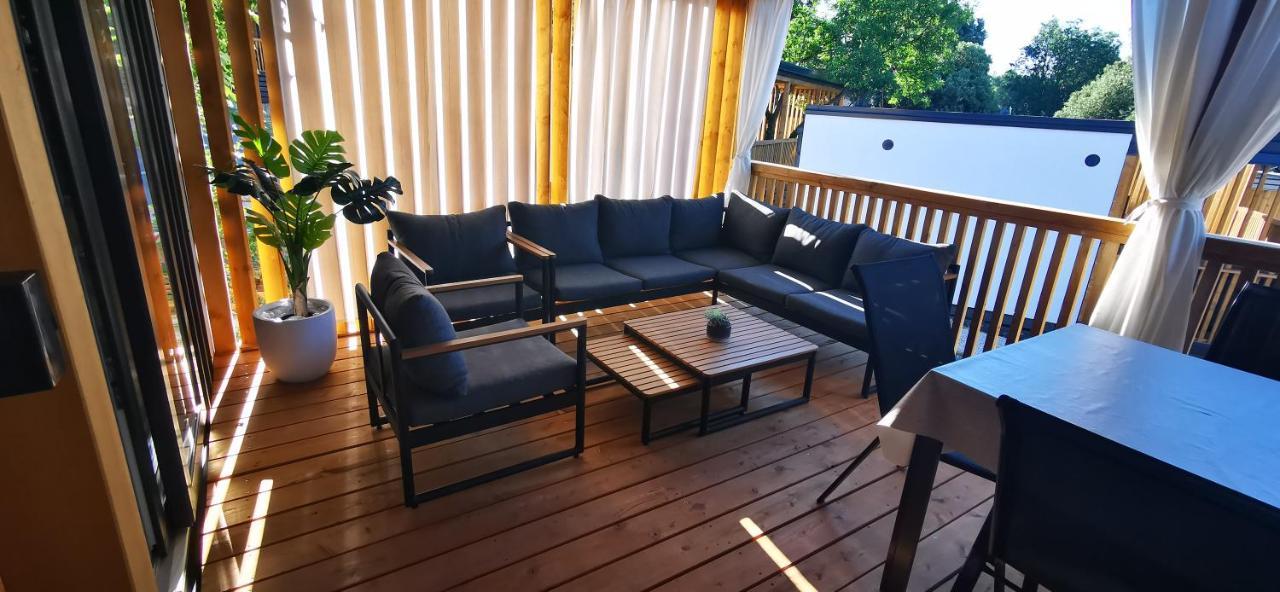 Mobile Home Kmz Selce Exteriör bild