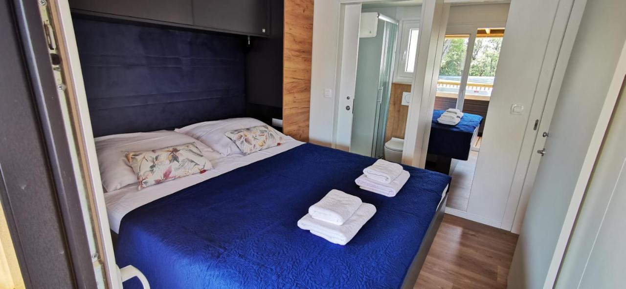Mobile Home Kmz Selce Exteriör bild