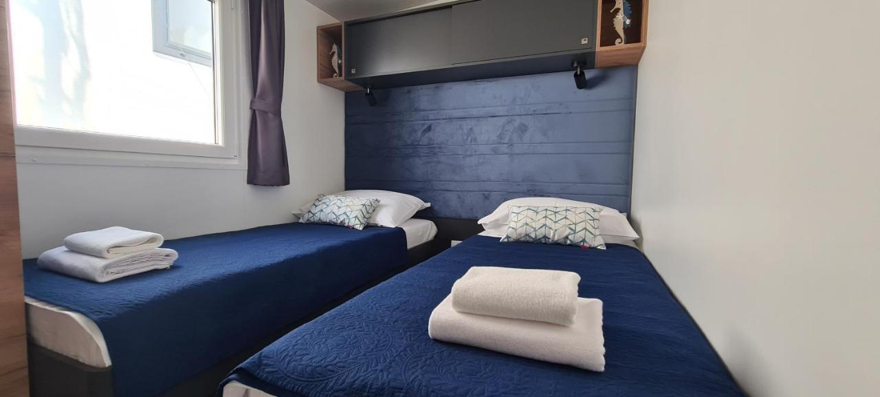 Mobile Home Kmz Selce Exteriör bild