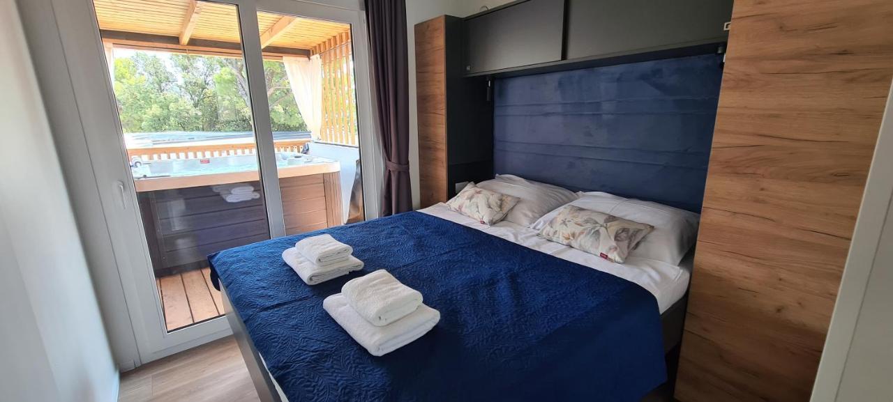Mobile Home Kmz Selce Exteriör bild