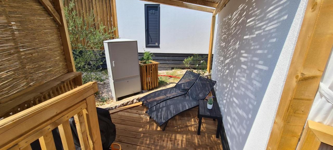 Mobile Home Kmz Selce Exteriör bild