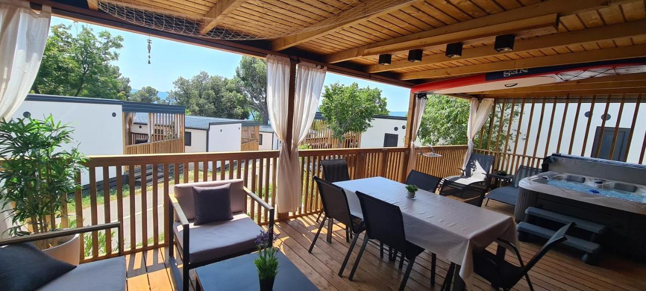 Mobile Home Kmz Selce Exteriör bild